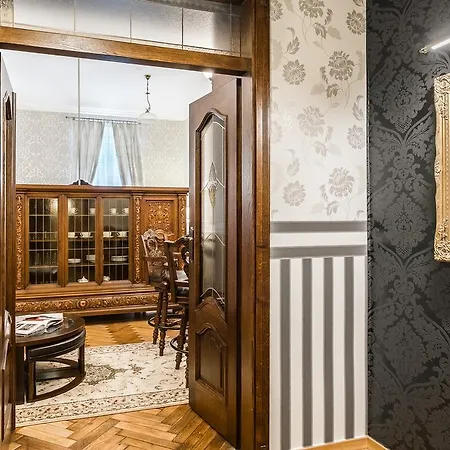 Exclusive Royal Διαμέρισμα Krasków