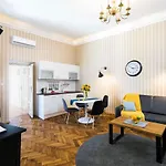 Exclusive Royal Cracovia